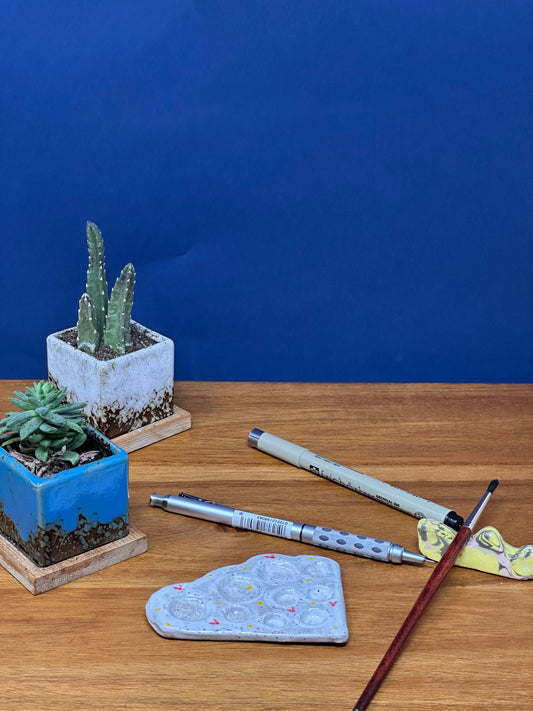 Corner piece palette